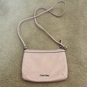Light pink Calvin Klein crossbody